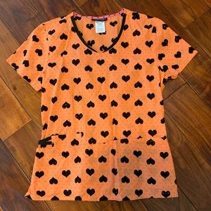 Size Medium Heart and Soul scrub top. EUC.
